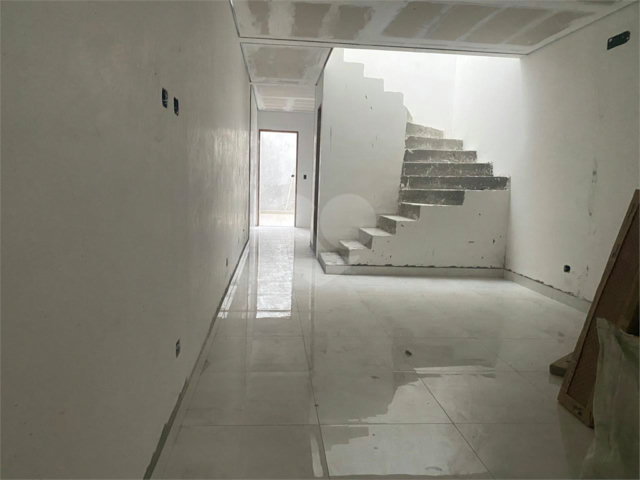 Sobrado à venda com 3 quartos, sendo 1 suíte,  em Campo Grande, São Paulo, SP