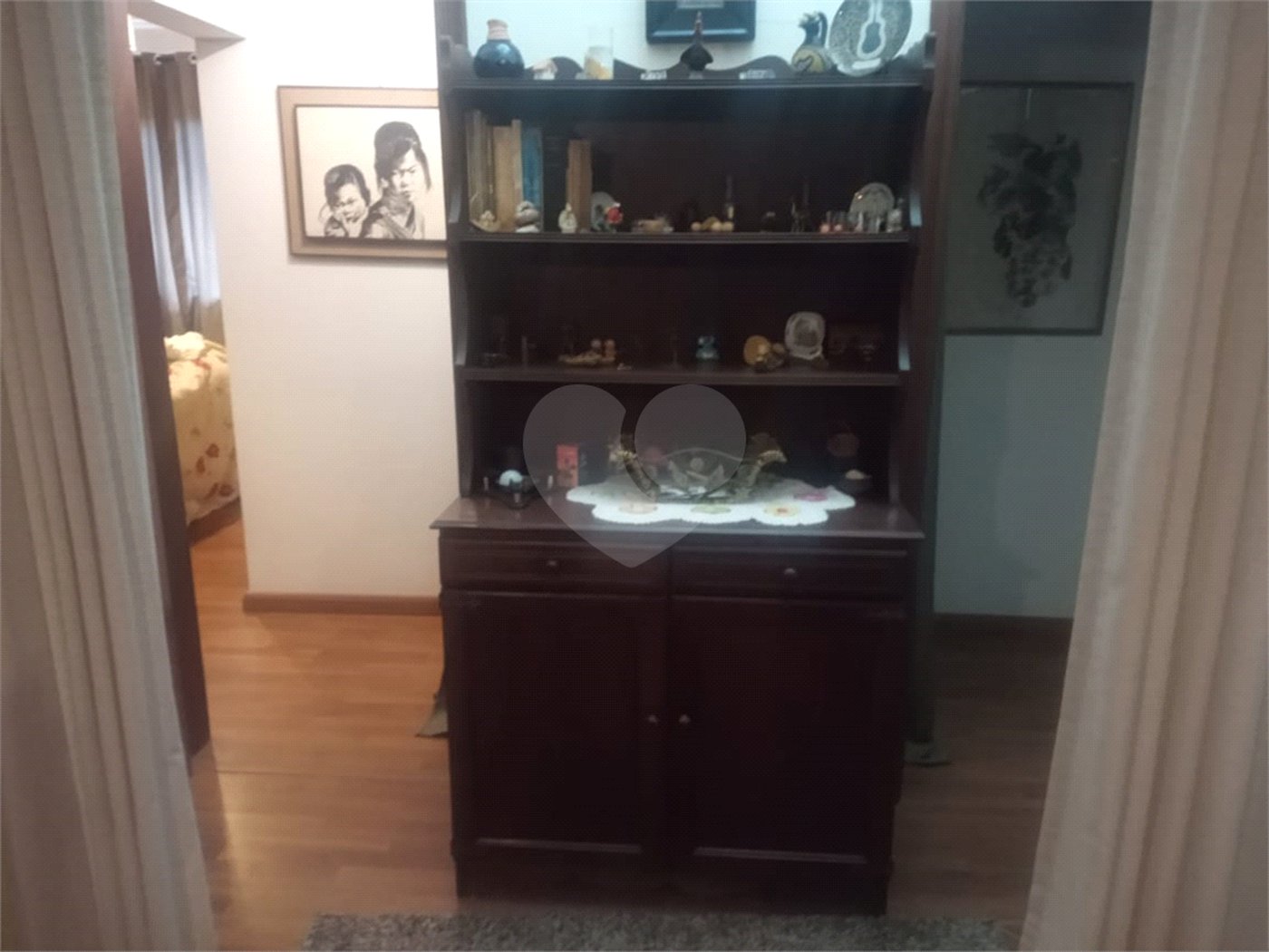 Casa à venda com 2 suítes em Jardim Santa Bárbara, Atibaia, SP