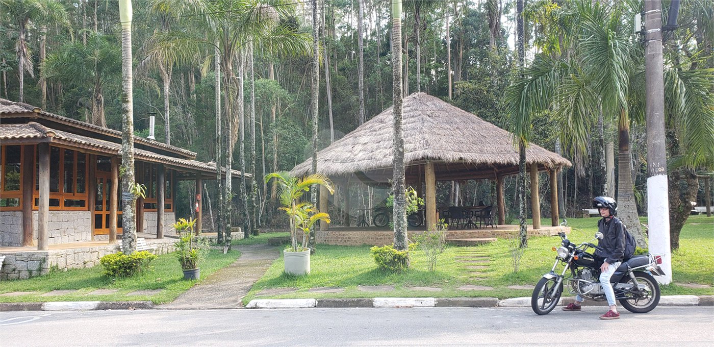 Casa à venda com 5 quartos no condomínio Parque Suiça, Caieiras - SP