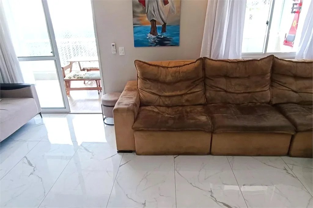 Apartamento à venda com 3 quartos, sendo 1 suíte,  em Jardim Vazani, São Paulo, SP