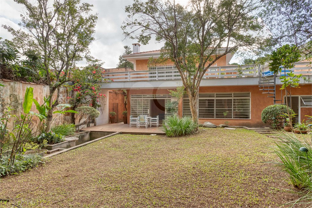 Casa à venda ou para alugar com 3 quartos, sendo 1 suíte,  em Brooklin Velho, São Paulo, SP