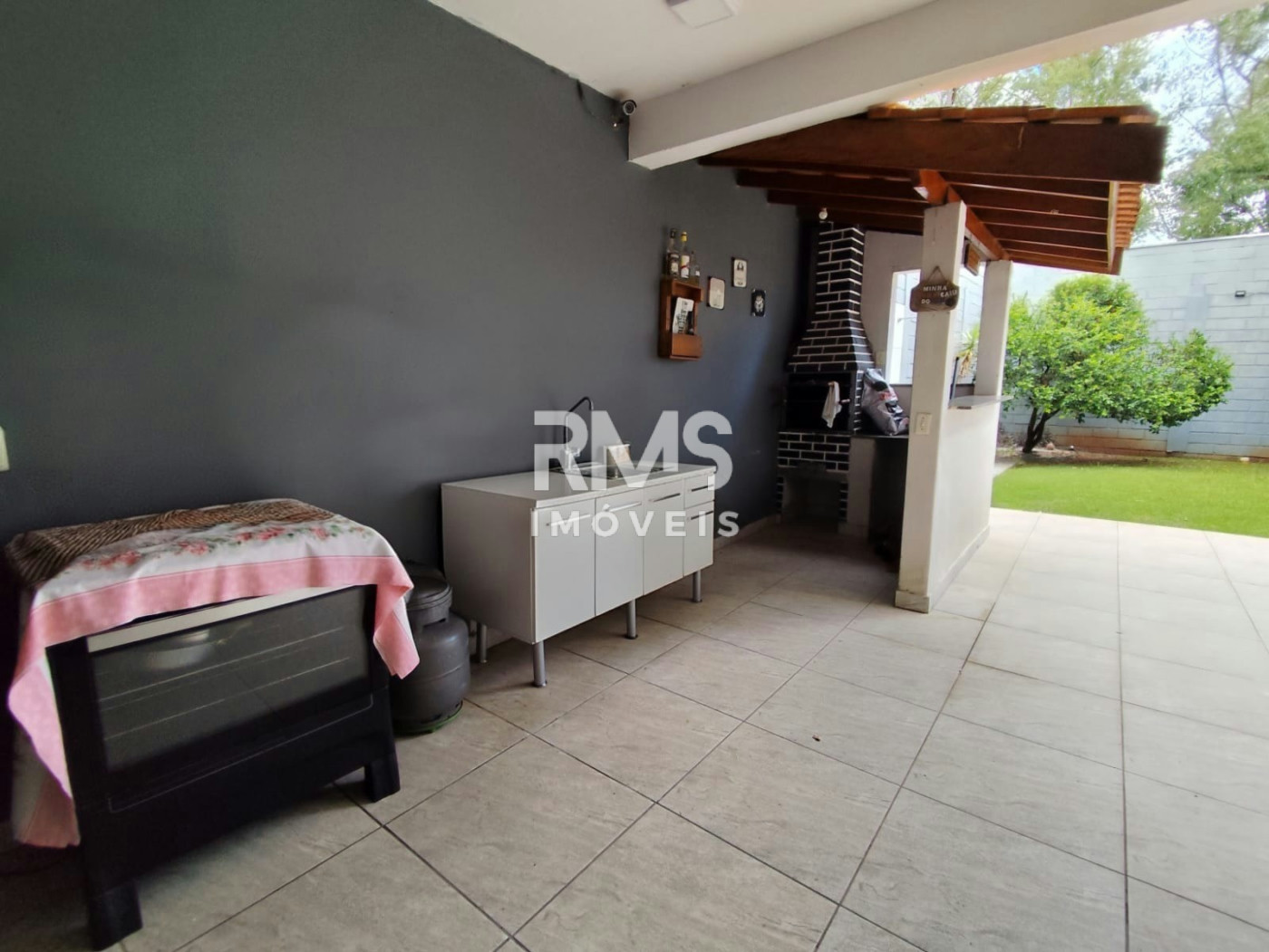Casa à venda com 3 quartos, sendo 1 suíte,  em Rancho Grande, Itu, SP