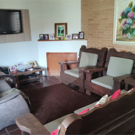 Casa à venda com 4 quartos, sendo 1 suíte, em Jardim Celani, Salto, SP