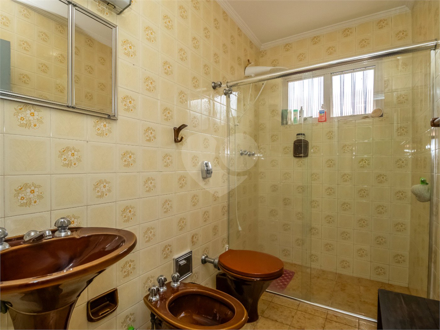 Sobrado à venda com 3 quartos, sendo 1 suíte, em Chácara Santo Antônio, São Paulo, SP