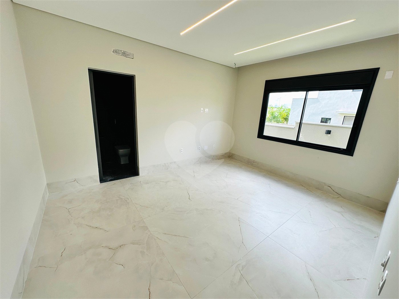 Casa à venda com 3 suítes no condomínio Villa Jardim, Cuiabá - MT