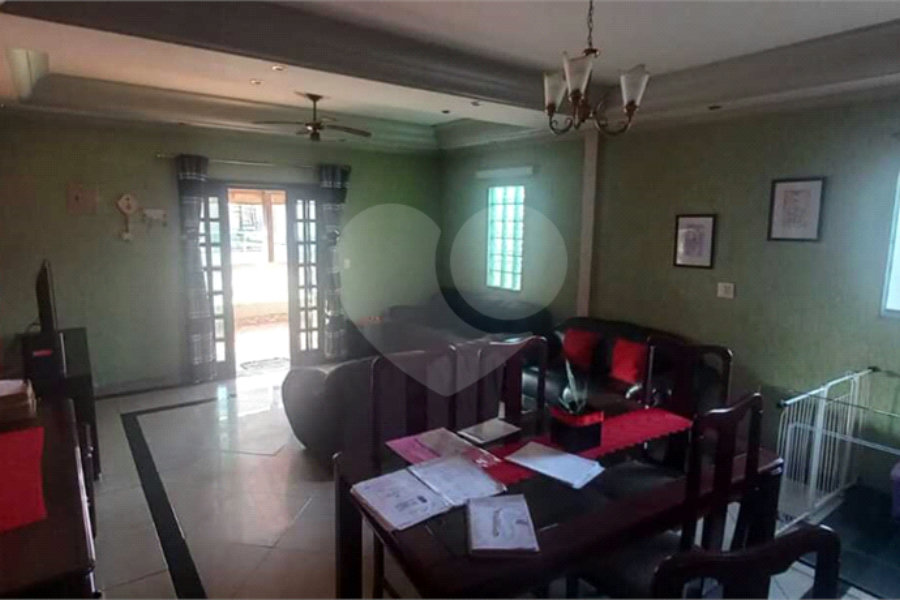 Casa à venda com 3 quartos, sendo 1 suíte, em Perus, São Paulo, SP