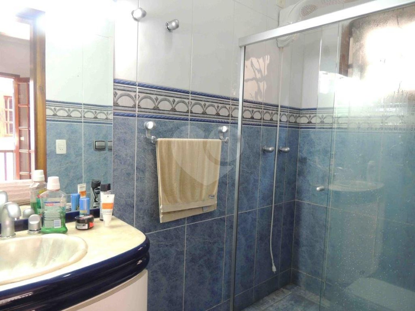 Sobrado à venda com 4 quartos, sendo 2 suítes, em Jardim Prudência, São Paulo, SP