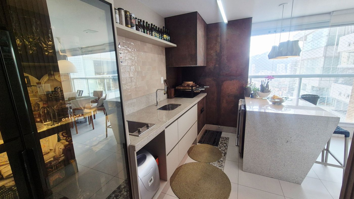 Apartamento com 3 dormitórios à venda, 144 m² por R$ 2.400.000,00 - Gonzaga - Santos/SP
