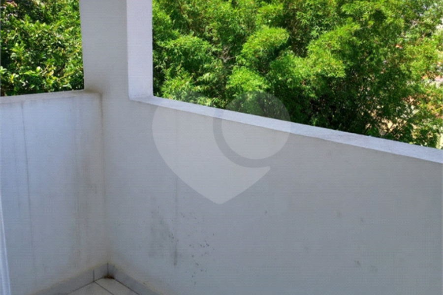 Casa à venda com 2 quartos no condomínio Esmeraldino, São Paulo - SP