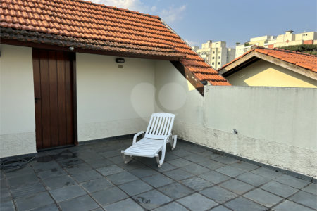 Sobrado à venda com 3 quartos, sendo 1 suíte,  em Jardim das Vertentes, São Paulo, SP