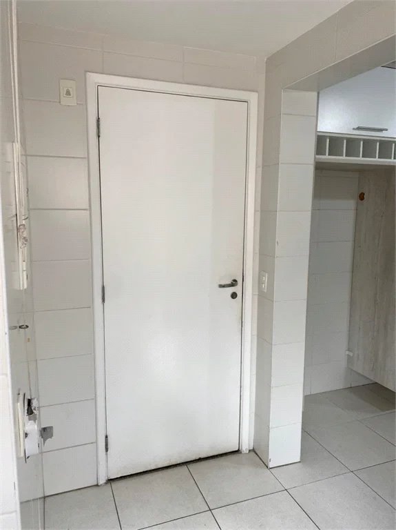 Apartamento à venda com 4 quartos, sendo 2 suítes,  em Paraíso do Morumbi, São Paulo, SP