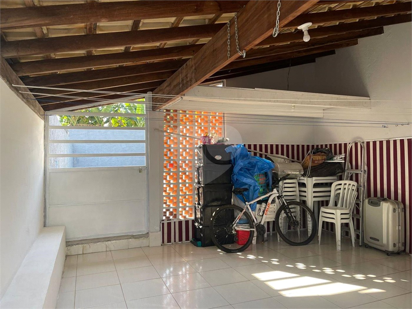 Casa à venda com 2 quartos em Vila Lavínia, Mogi das Cruzes, SP