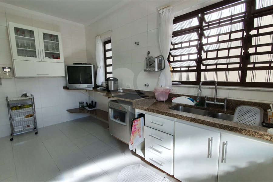 Sobrado à venda com 3 quartos, sendo 1 suíte, em Horto Florestal, São Paulo, SP