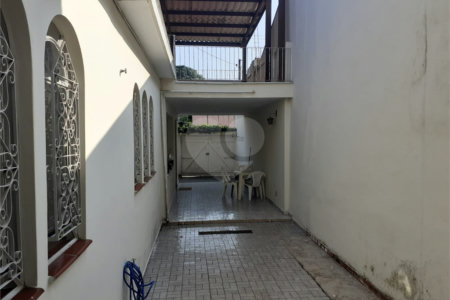 Casa de Vila à venda com 4 quartos, sendo 2 suítes,  em Vila São Francisco, São Paulo, SP