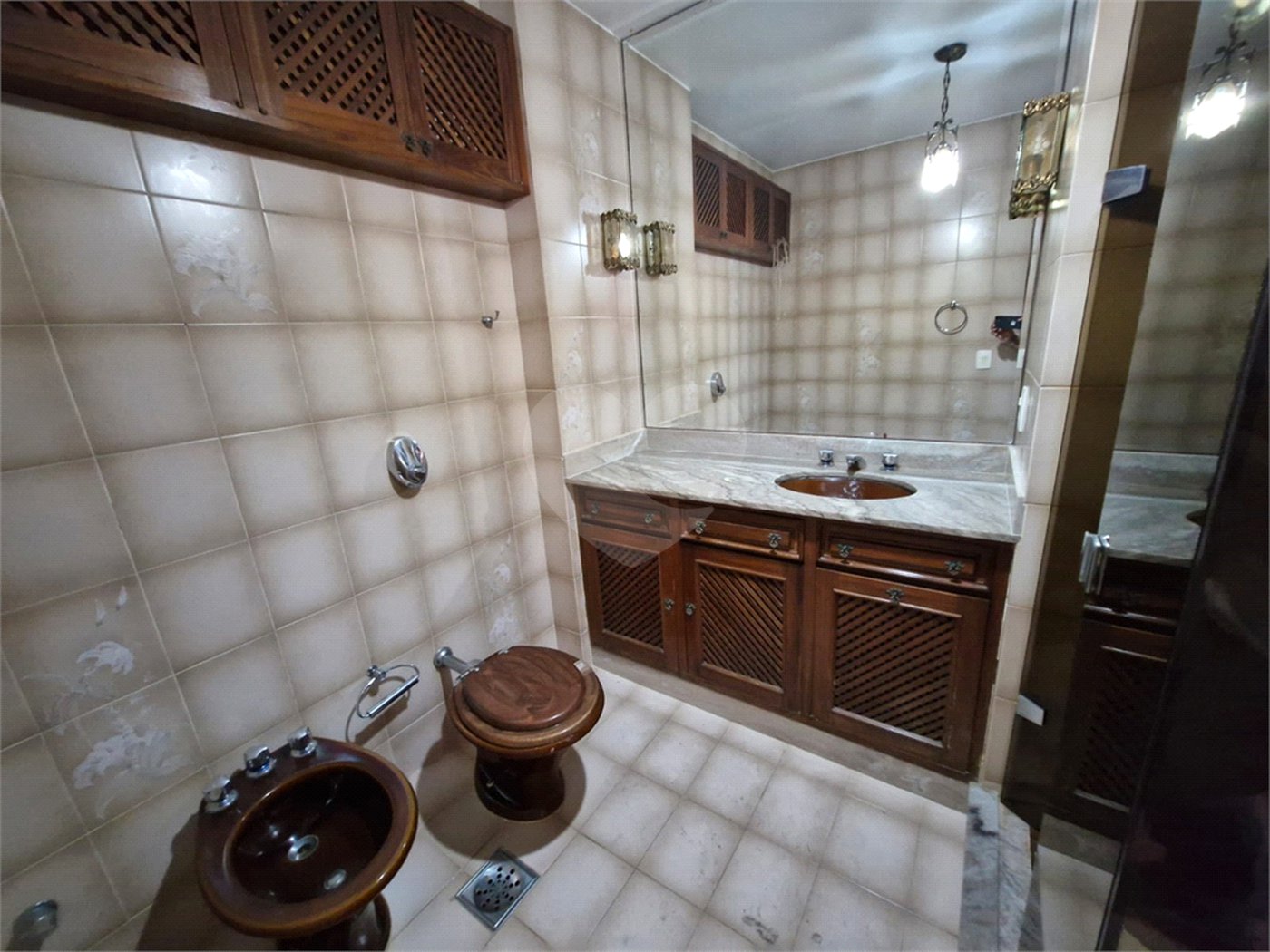 Apartamento à venda com 3 quartos, sendo 1 suíte,  em Tijuca, Rio de Janeiro, RJ