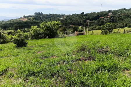 Terreno à venda em Planalto Verde, São Roque, SP