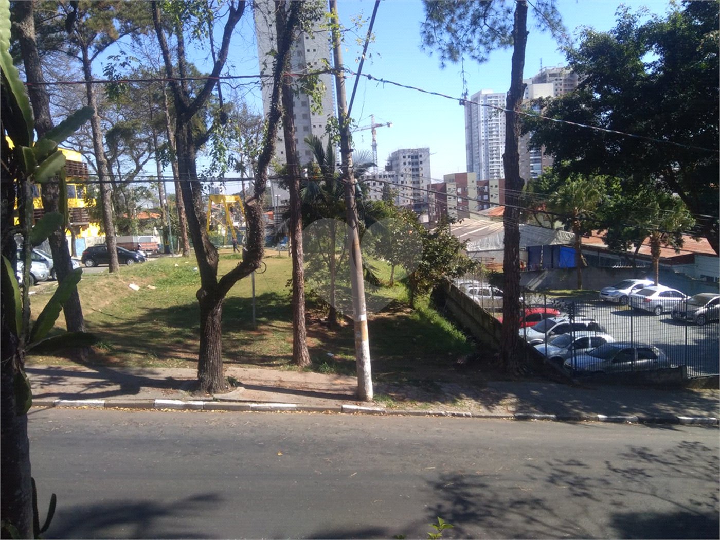 Casa à venda com 4 suítes em Vila Galvão, Guarulhos, SP