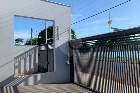 Casa à venda com 2 quartos, sendo 3 suítes, no Centro, Salto Grande, SP