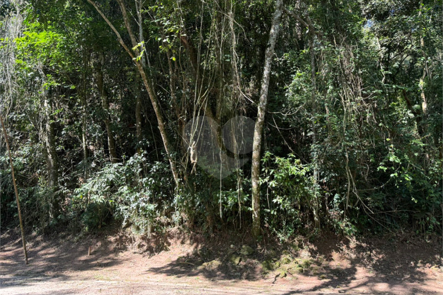 Terreno à venda no condomínio Alpes da Cantareira, Mairiporã - SP
