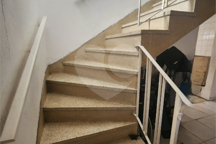 Sobrado à venda com 2 quartos em Santana, São Paulo, SP