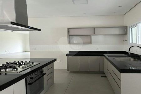 Casa à venda com 3 suítes no condomínio Jardim Residencial Dona Lucilla, Indaiatuba - SP