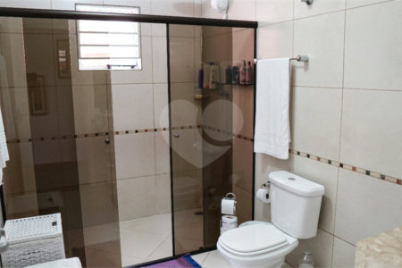 Sobrado à venda com 5 quartos, sendo 3 suítes,  em Santa Teresinha, São Paulo, SP