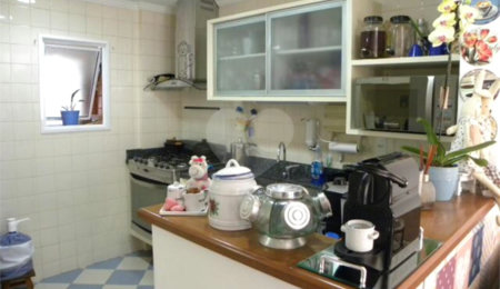 Casa à venda com 3 quartos, sendo 1 suíte,  no condomínio Villas de São Francisco, São Paulo - SP