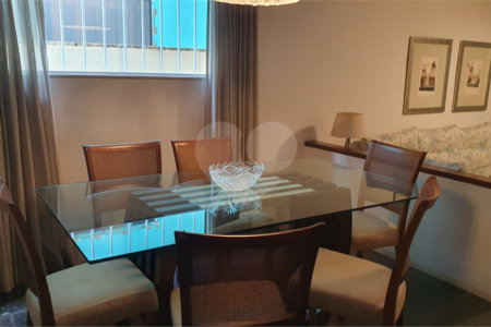 Sobrado à venda com 3 quartos, sendo 1 suíte,  em Chácara Santo Antônio (zona Sul), São Paulo, SP