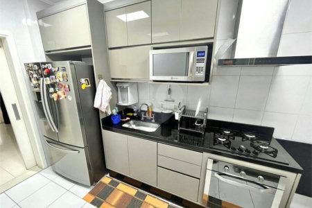 Apartamento à venda com 3 suítes em Parque São Jorge, São Paulo, SP