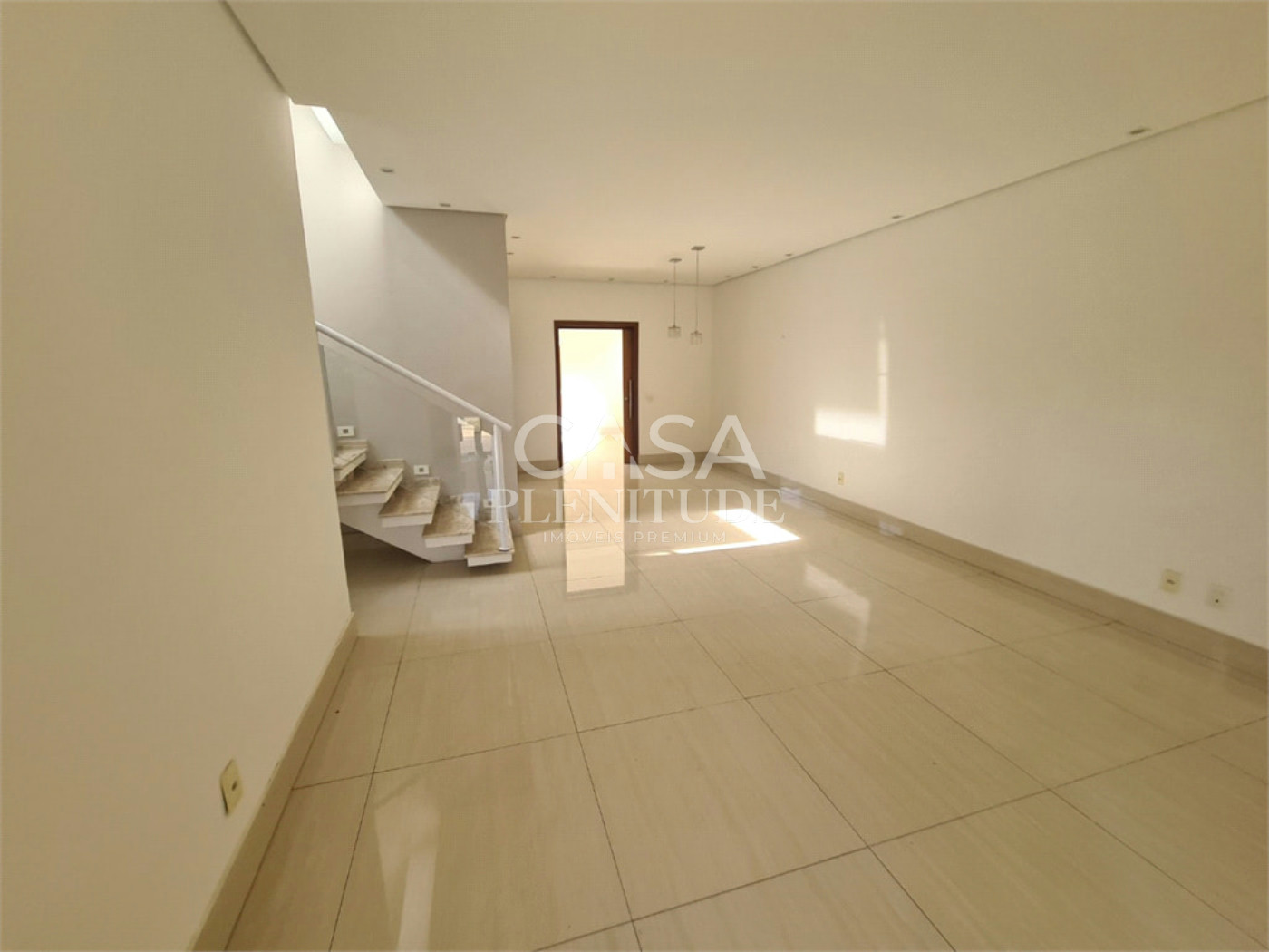 Casa em condomínio à venda com 3 suítes, em Iporanga, Sorocaba, SP