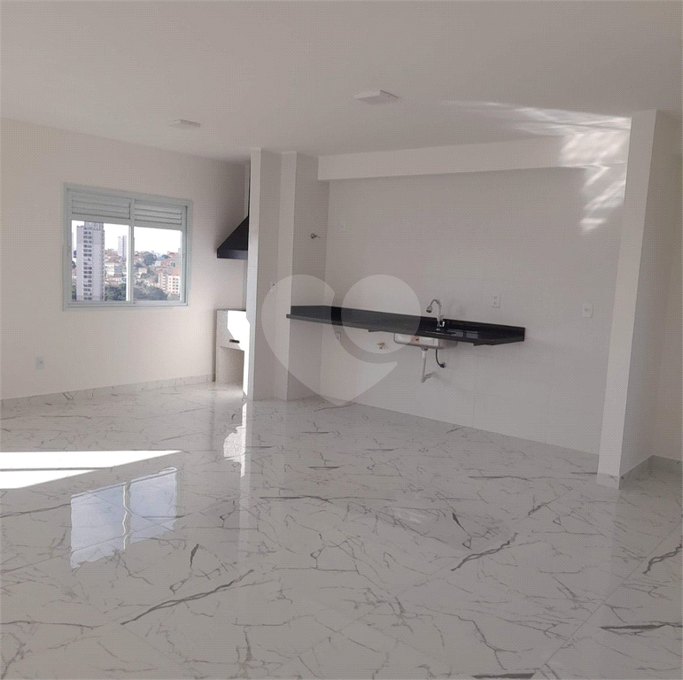 Apartamento à venda com 2 quartos, sendo 1 suíte, em Parada Inglesa, São Paulo, SP