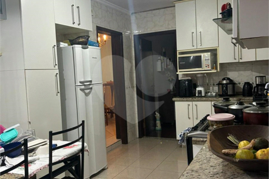 Sobrado à venda com 3 quartos, sendo 1 suíte,  em Tremembé, São Paulo, SP