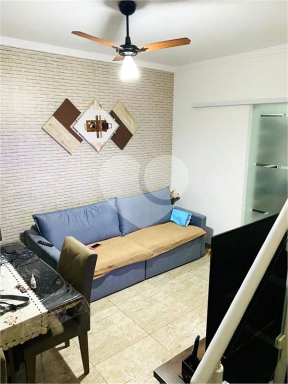 Casa à venda com 2 quartos no condomínio Villaggio Victoria, São Paulo - SP