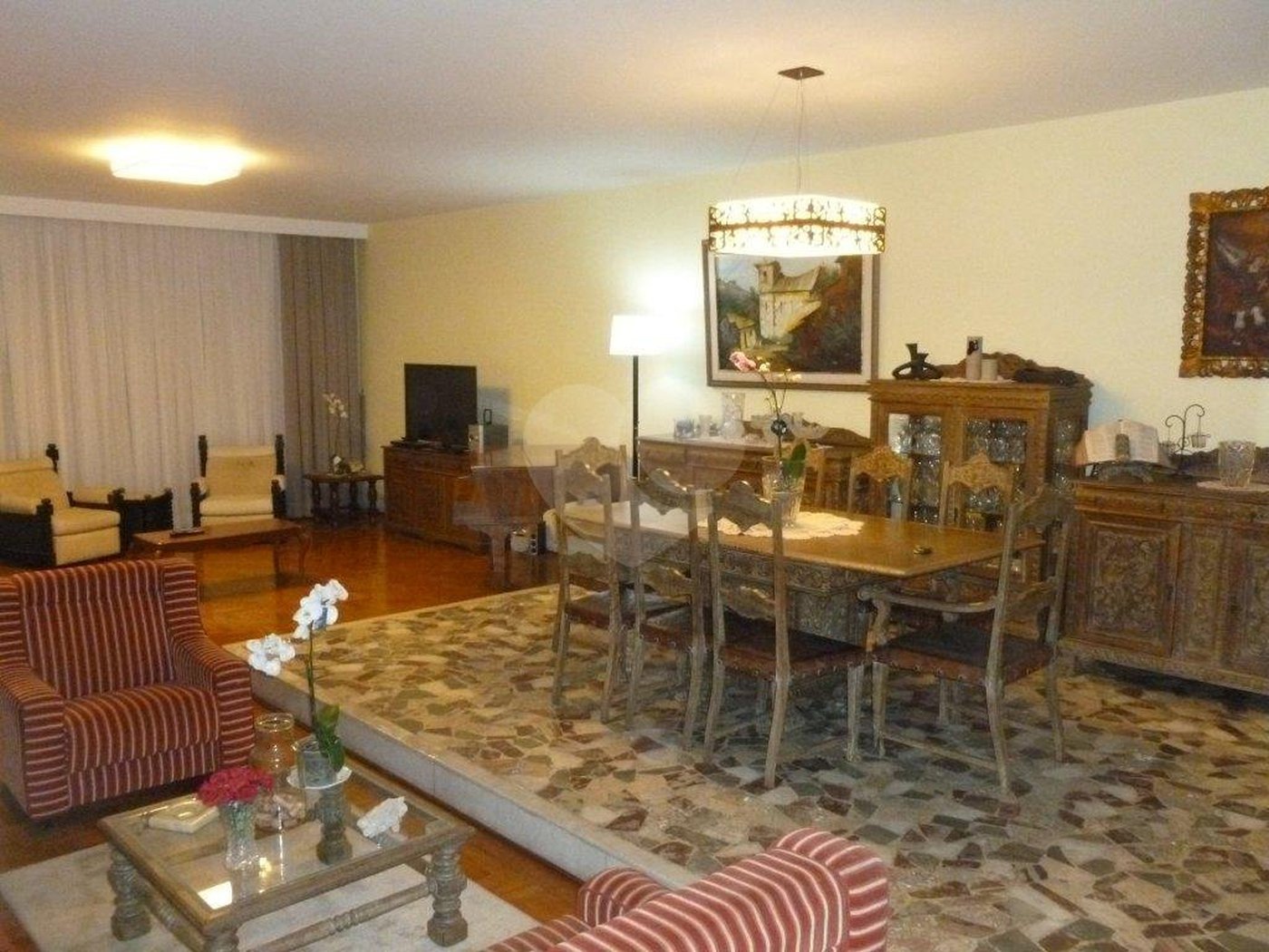 Casa Térrea à venda com 4 quartos, sendo 1 suíte,  em Tucuruvi, São Paulo, SP