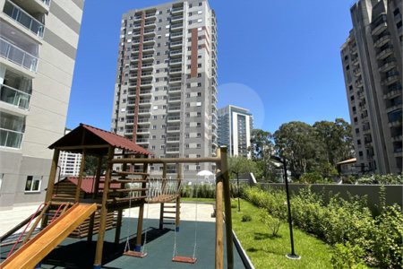 Apartamento à venda com 2 quartos, sendo 1 suíte,  em Vila Andrade, São Paulo, SP