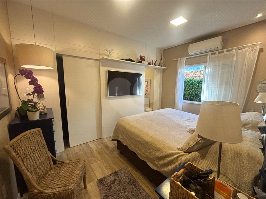 Casa à venda com 3 suítes no condomínio Residencial Chácara Ondina, Sorocaba - SP