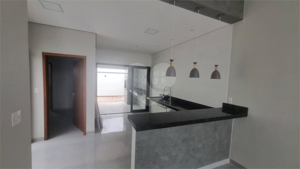 Casa à venda com 3 quartos, sendo 1 suíte, no condomínio Residencial Horto Villagio, Sorocaba - SP