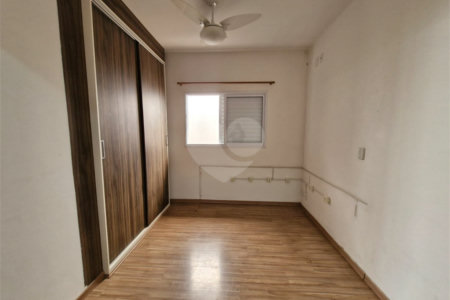 Casa à venda com 3 quartos, sendo 1 suíte,  no condomínio Residencial Felicitá, Sorocaba - SP
