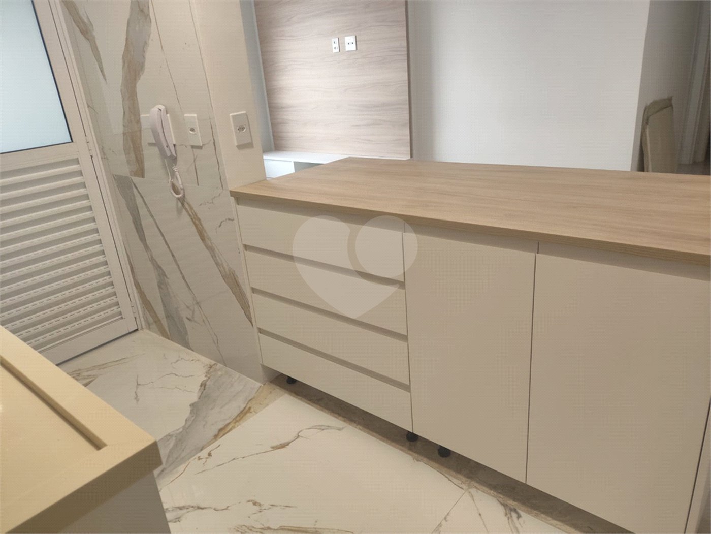 Apartamento à venda com 2 quartos, sendo 1 suíte,  em Vila Nova Mazzei, São Paulo, SP
