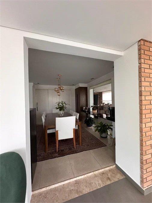 Apartamento à venda com 3 suítes em Vila Andrade, São Paulo, SP