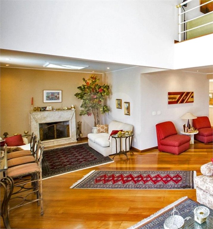Casa à venda ou para alugar com 4 suítes em Brooklin Paulista, São Paulo, SP