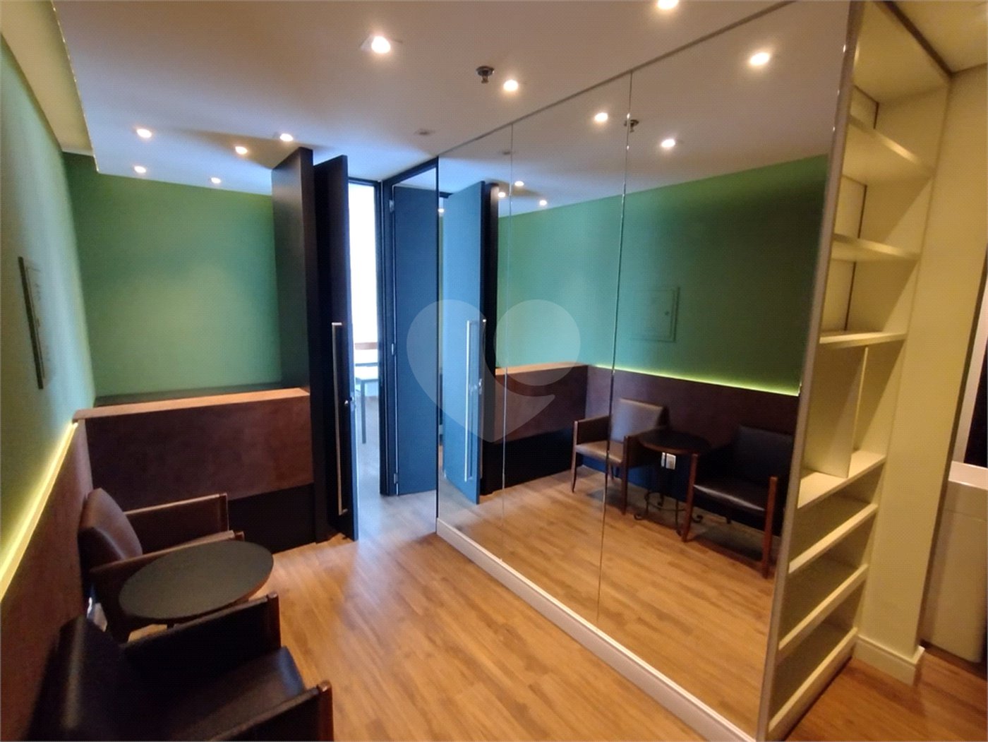 Sala à venda no Centro, Mogi das Cruzes, SP