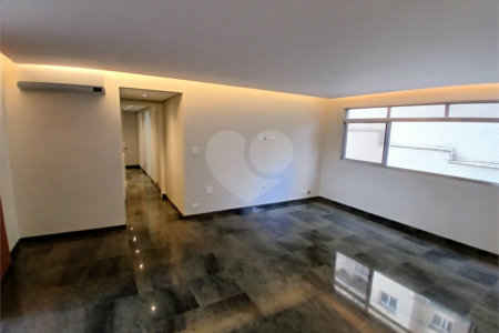 Apartamento à venda com 3 quartos, sendo 1 suíte, em Santana, São Paulo, SP