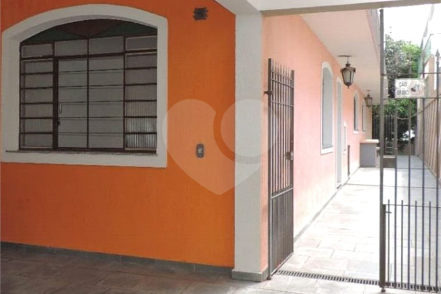 Sobrado à venda com 4 quartos em Vila Ipojuca, São Paulo, SP