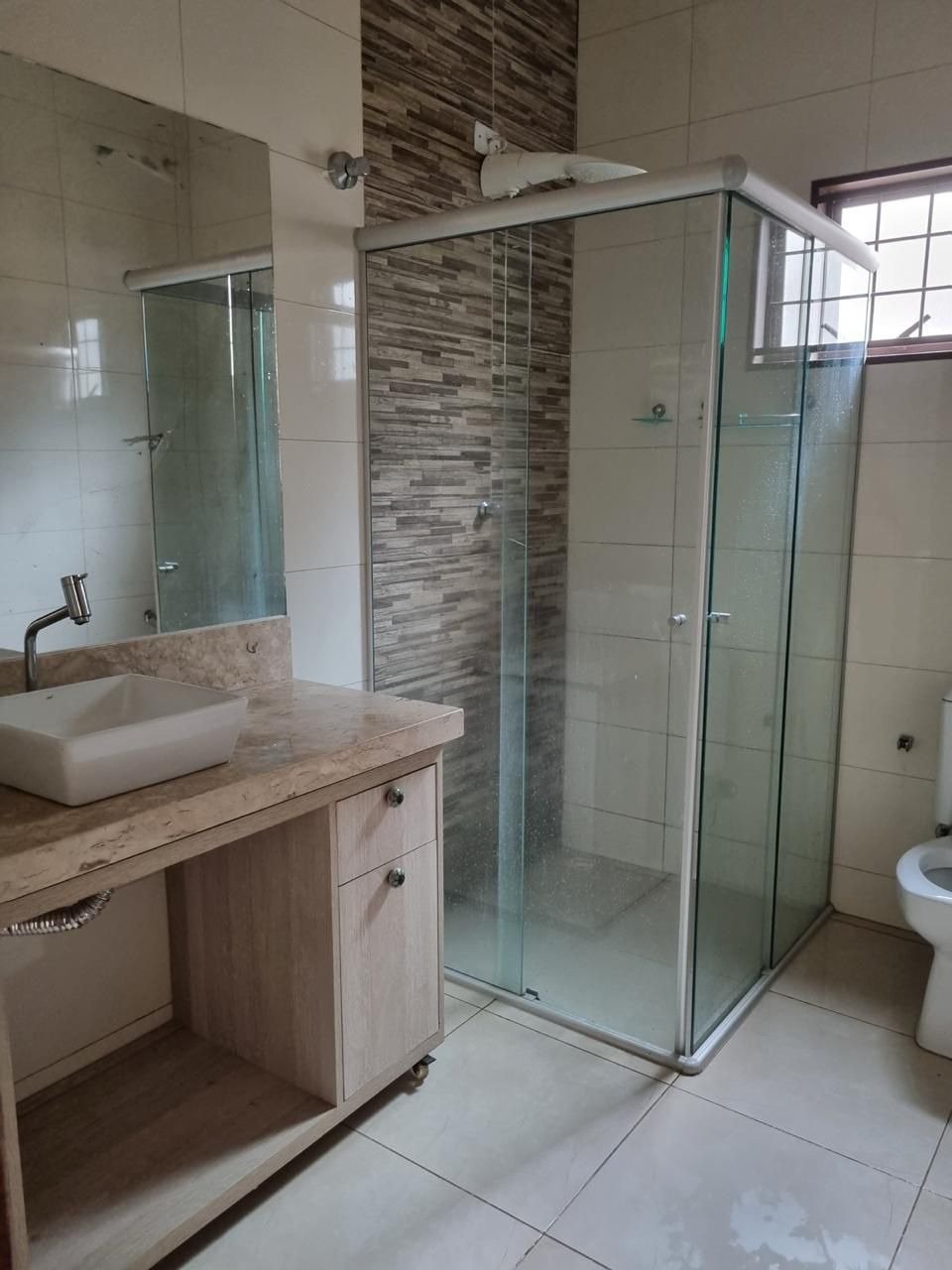 Casa à venda com 3 quartos, sendo 1 suíte,  em Jardim Nova Americana, Três Lagoas, MS