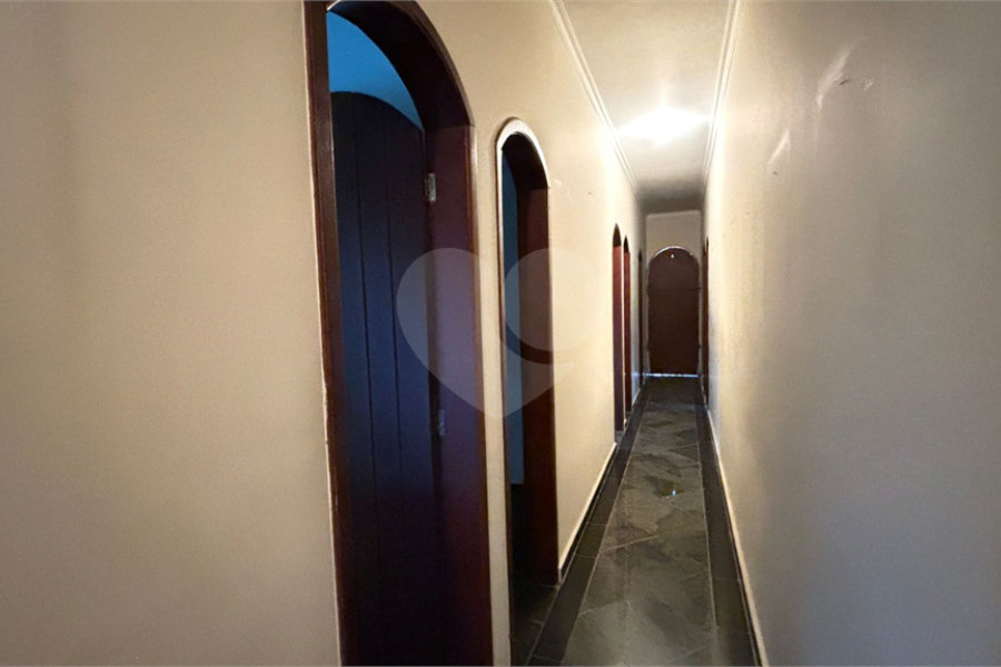 Sobrado à venda ou para alugar com 15 quartos em Tremembé, São Paulo, SP