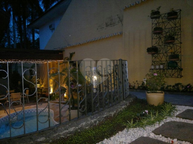 Casa à venda com 5 suítes em Jardim Marajoara, São Paulo, SP