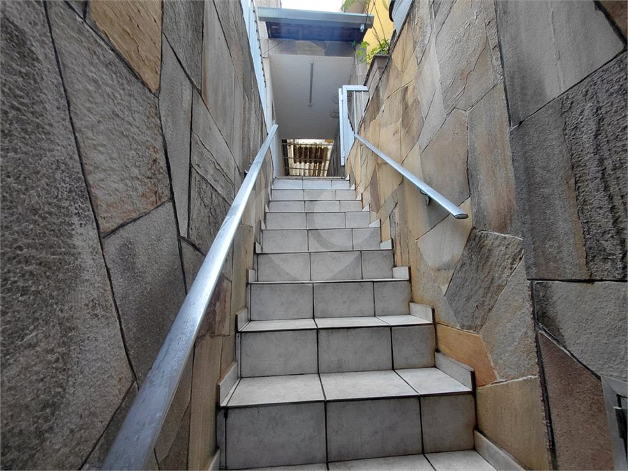 Sobrado à venda com 3 quartos em Vila Romana, São Paulo, SP