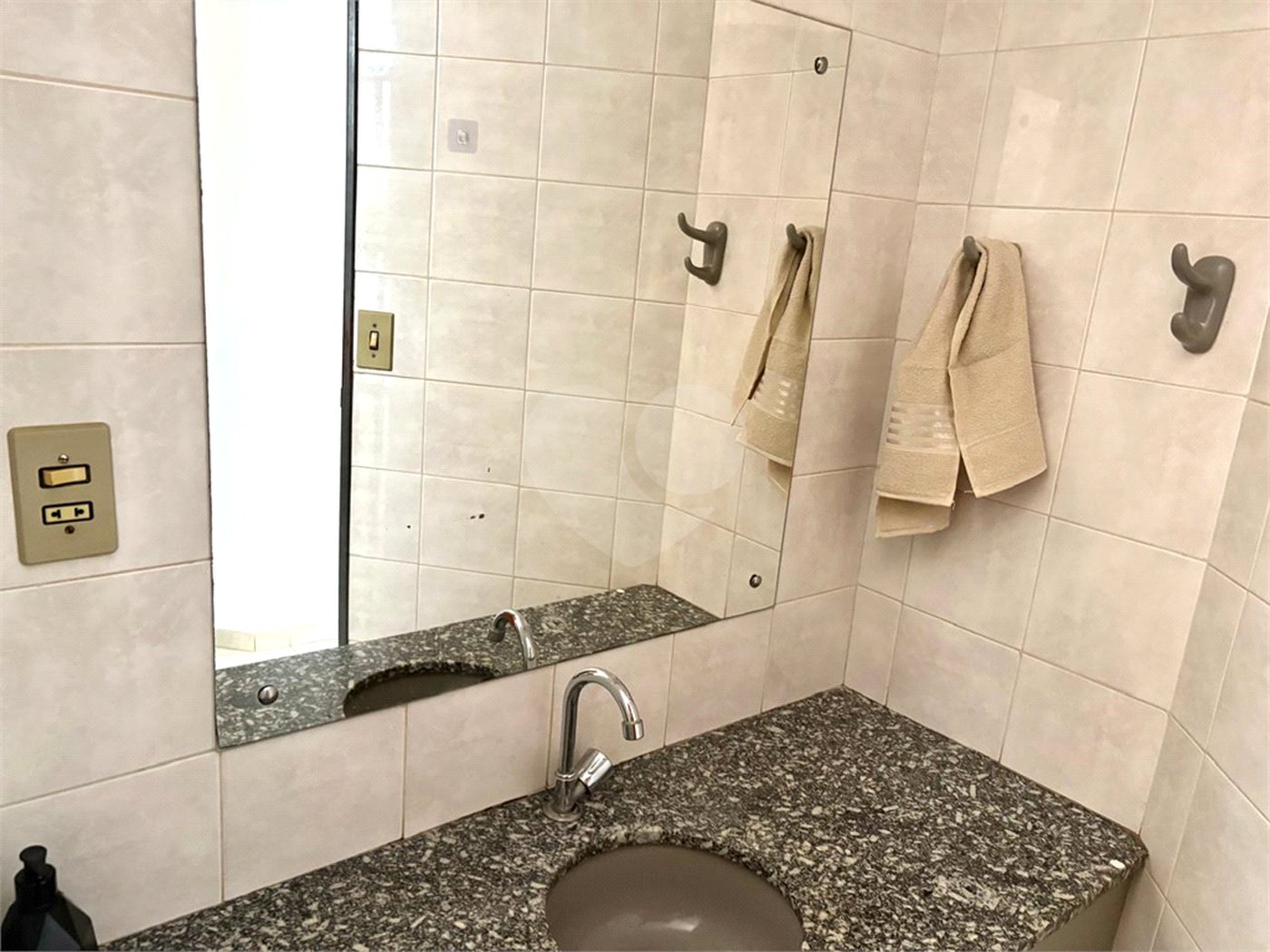 Apartamento à venda ou para alugar com 3 quartos, sendo 1 suíte, no Centro, Ribeirão Preto, SP