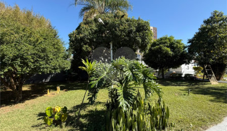 Casa Térrea à venda ou para alugar com 2 suítes em Alvinópolis, Atibaia, SP